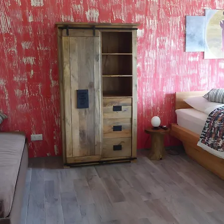 Fuer 5 Personen 77 M² * Eggesin